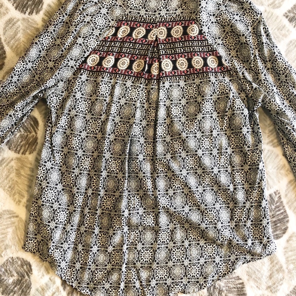 Umgee blouse - Picture 15 of 16
